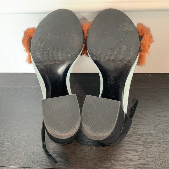 ALEXANDER WANG
ABBY SUEDE AND FUR SANDALS - Picture 7 of 7
